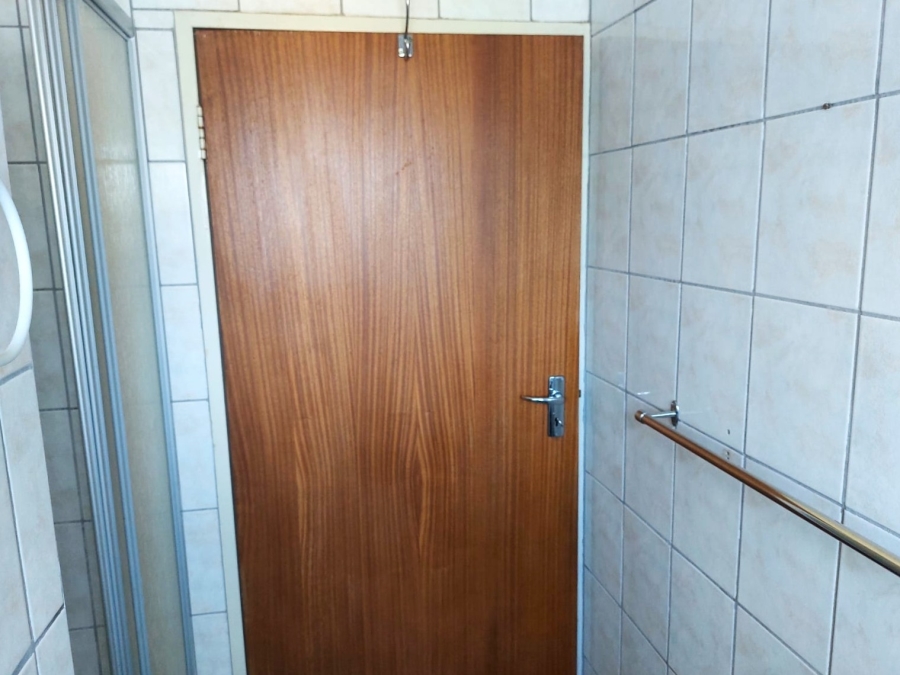 8 Bedroom Property for Sale in Swartruggens North West